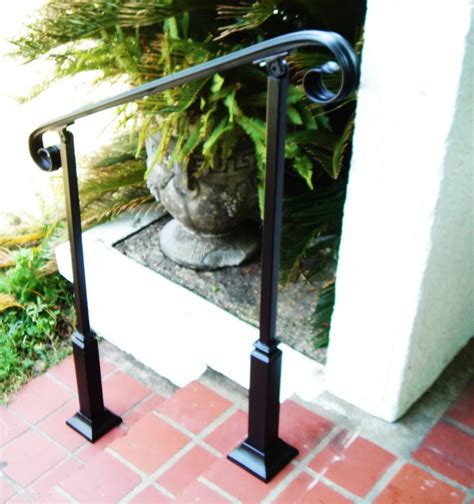 6 ft handrail|6 foot iron railing.